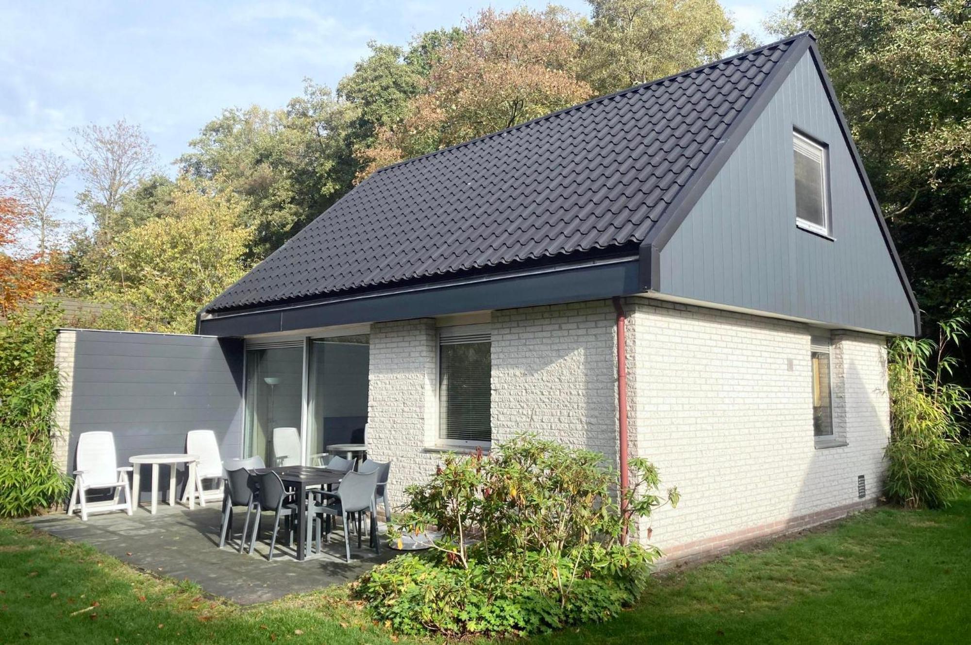 Vakantiepark Bosmeer Friesland Noordwolde  Phòng bức ảnh