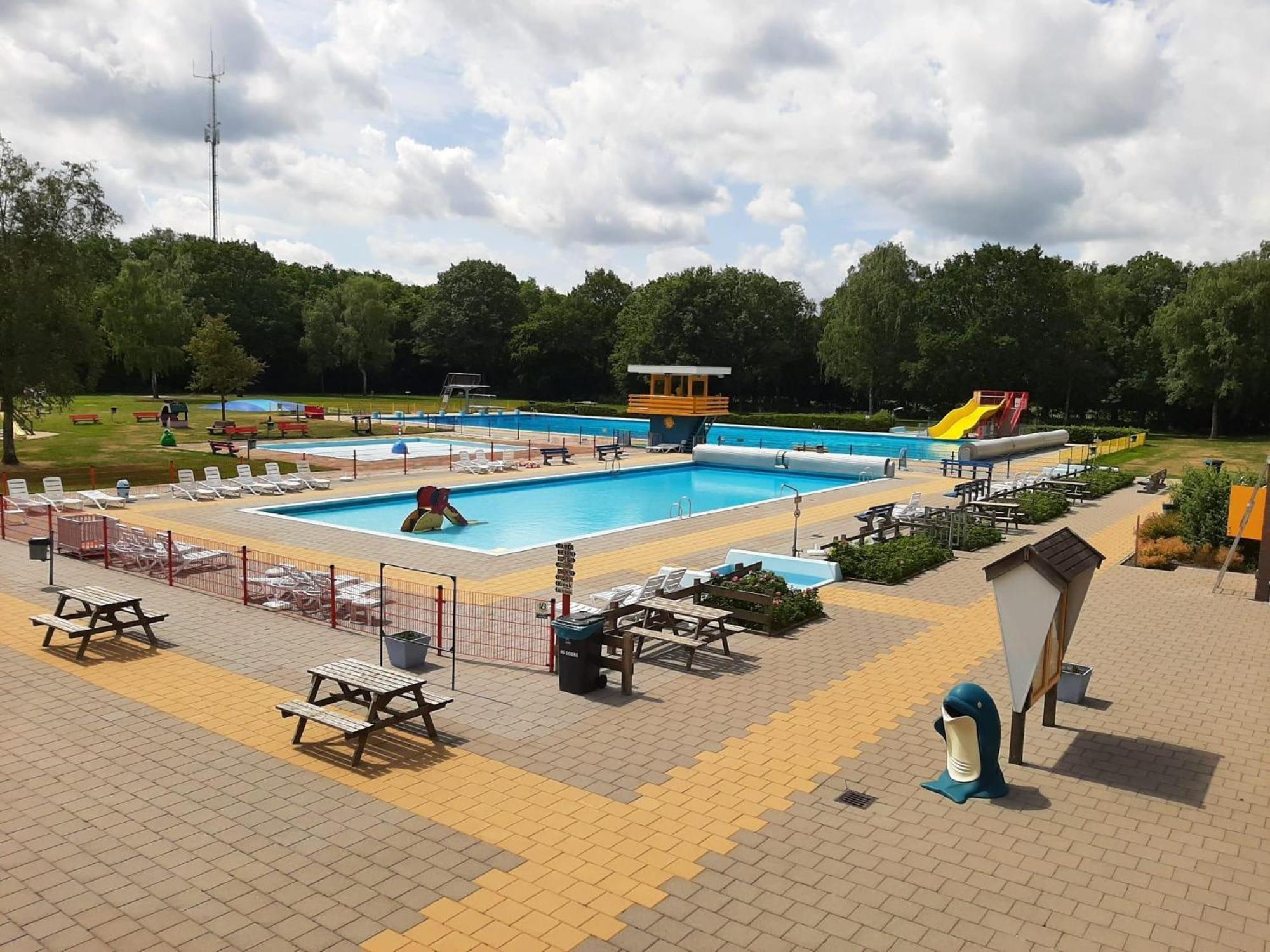 Vakantiepark Bosmeer Friesland Noordwolde  Phòng bức ảnh